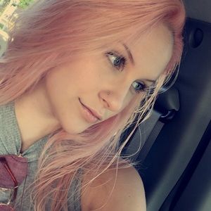 Meet your Posher, Sierrah